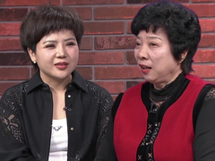 女嘉宾登台获男士一见倾心 现场展示才艺获赞赏