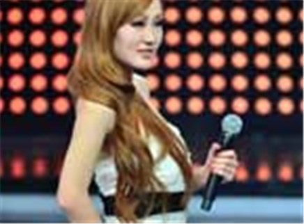 我们约会吧 混血美女寻“四得”男人