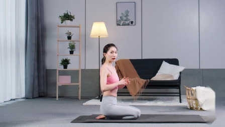 3个动作练出仙女背，甩掉背部赘肉