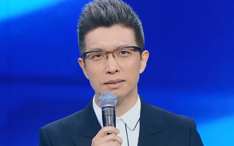 中央广播电视总台2019主持人大赛 新闻类比赛康辉评朱广权出题“善良”