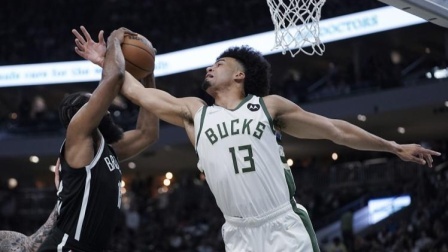 NBA-字母哥32+14+7 杜兰特32+11 雄鹿轻取篮网迎开门红