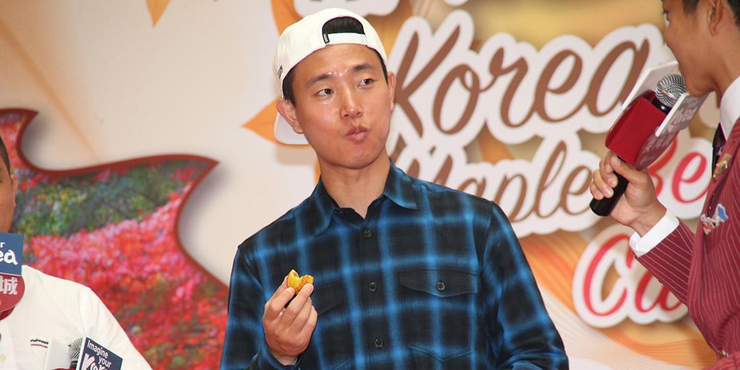 池石镇与gary合影表不舍成员们很伤心