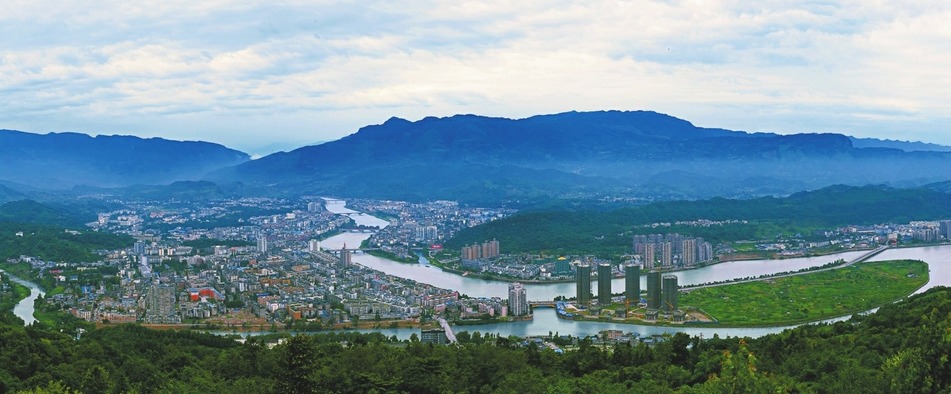 "4·20"四周年 雅安邀你赏花采果看熊猫