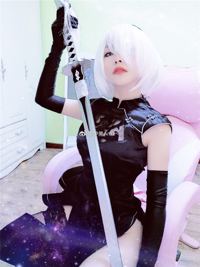 萌妹cos《尼尔:机械纪元》2b 黑丝长腿的诱惑-360游戏管家资讯站-懂你