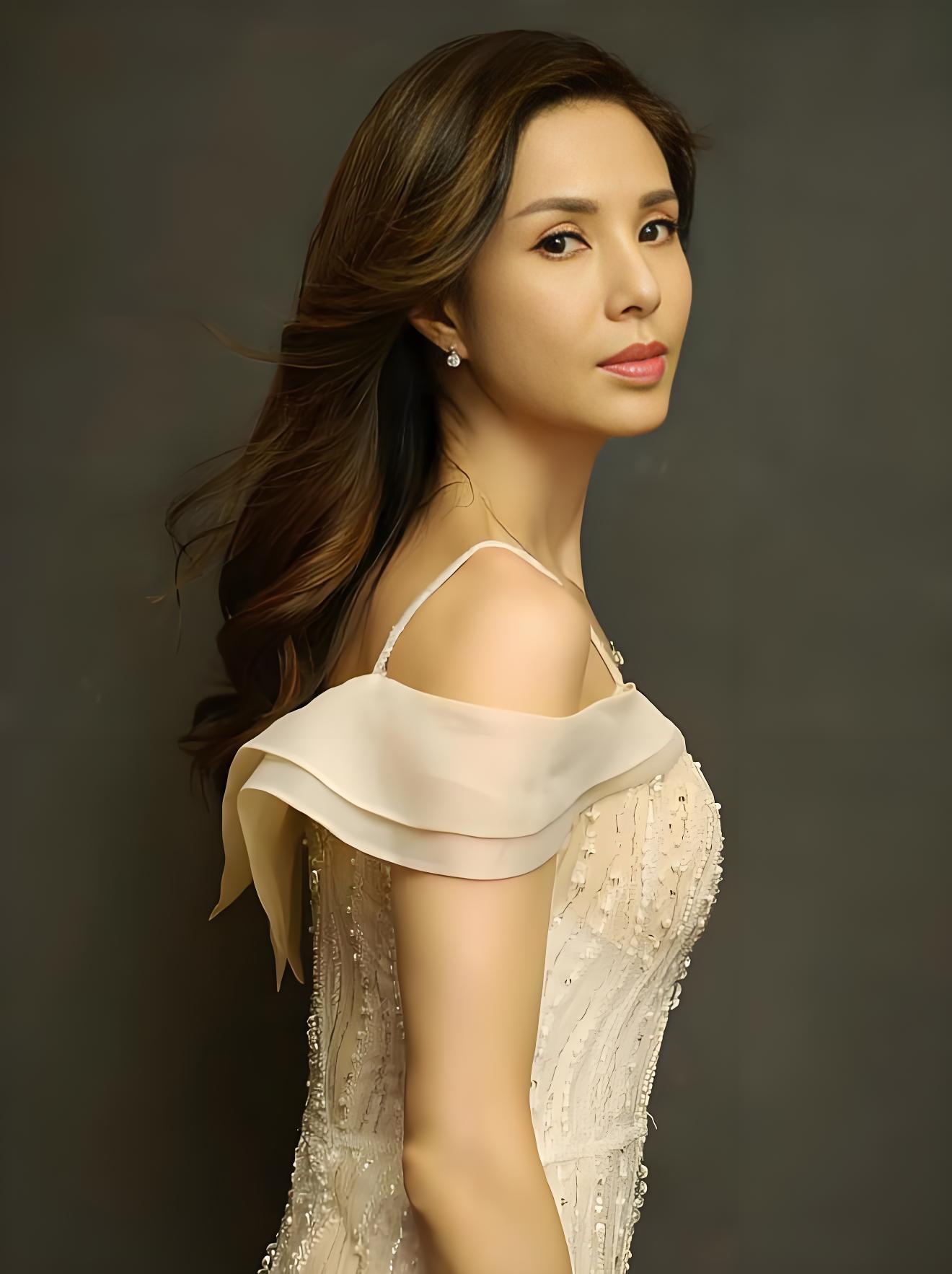 李若彤惊艳一跳,从"小龙女"到"神仙姐姐"令人难忘