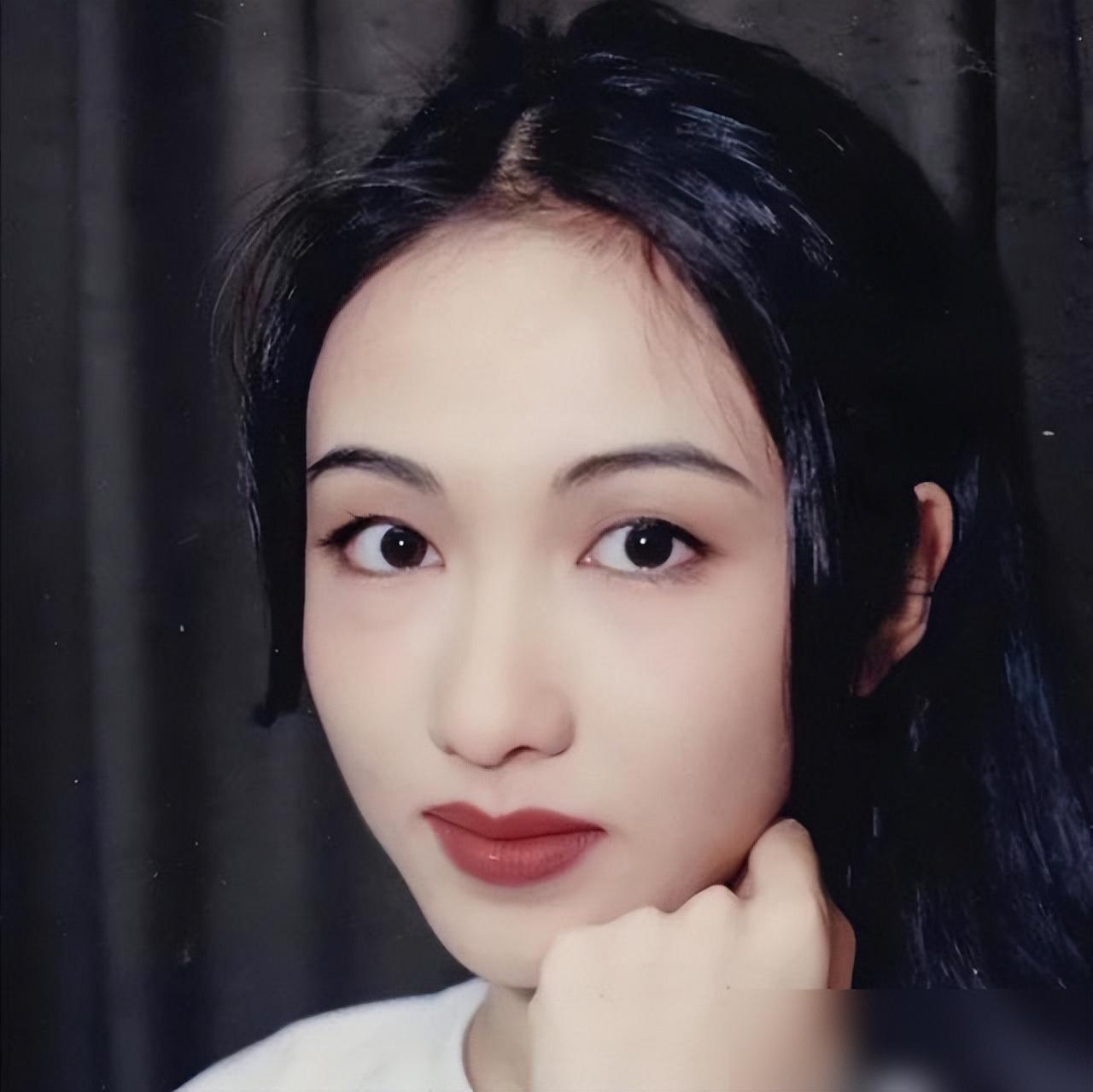 厚唇尖头的黎姿,如何成为"香港第一美人",她的变美思路值得学
