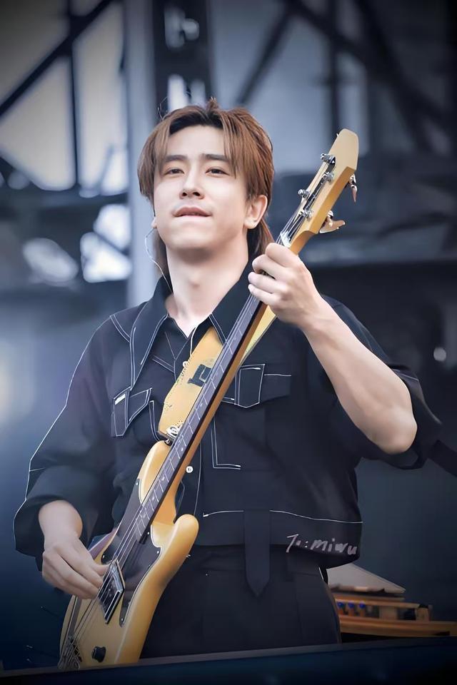 童宇 “隐身”,娱乐圈八卦风云再起? - 360娱乐,你开心就好