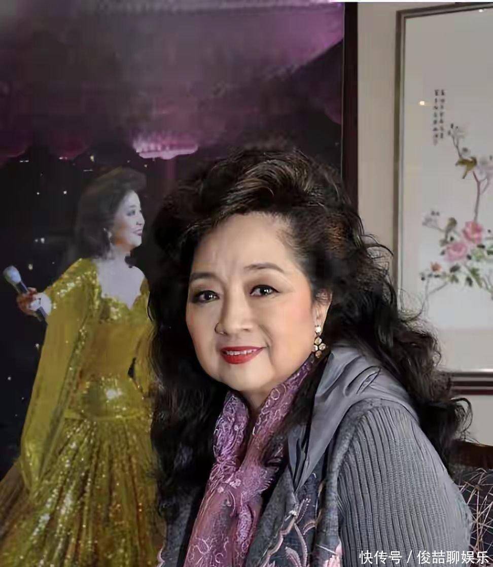她宁孑然一生也不放弃中国国籍,众人宠爱,春晚亦破例 - 360娱乐,你开心就好