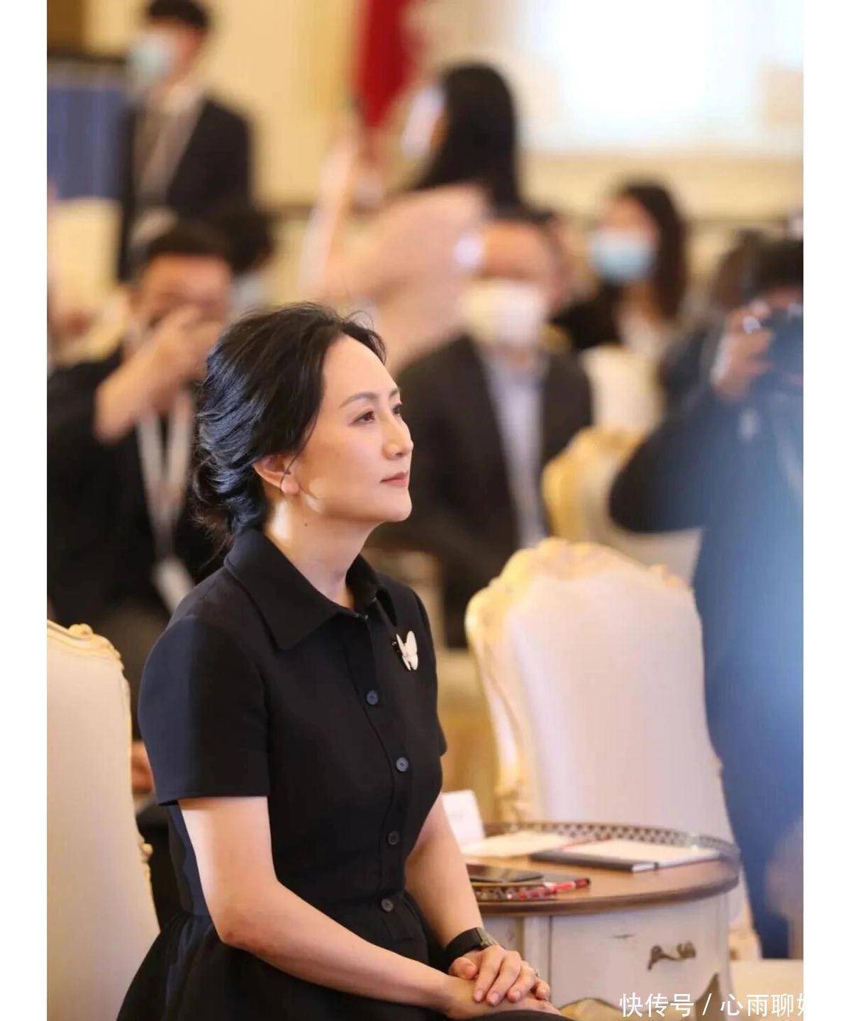 看郭晶晶孟晚舟穿搭才发现:真正的贵族,穿衣从来都越简单越高级 - 360娱乐,你开心就好
