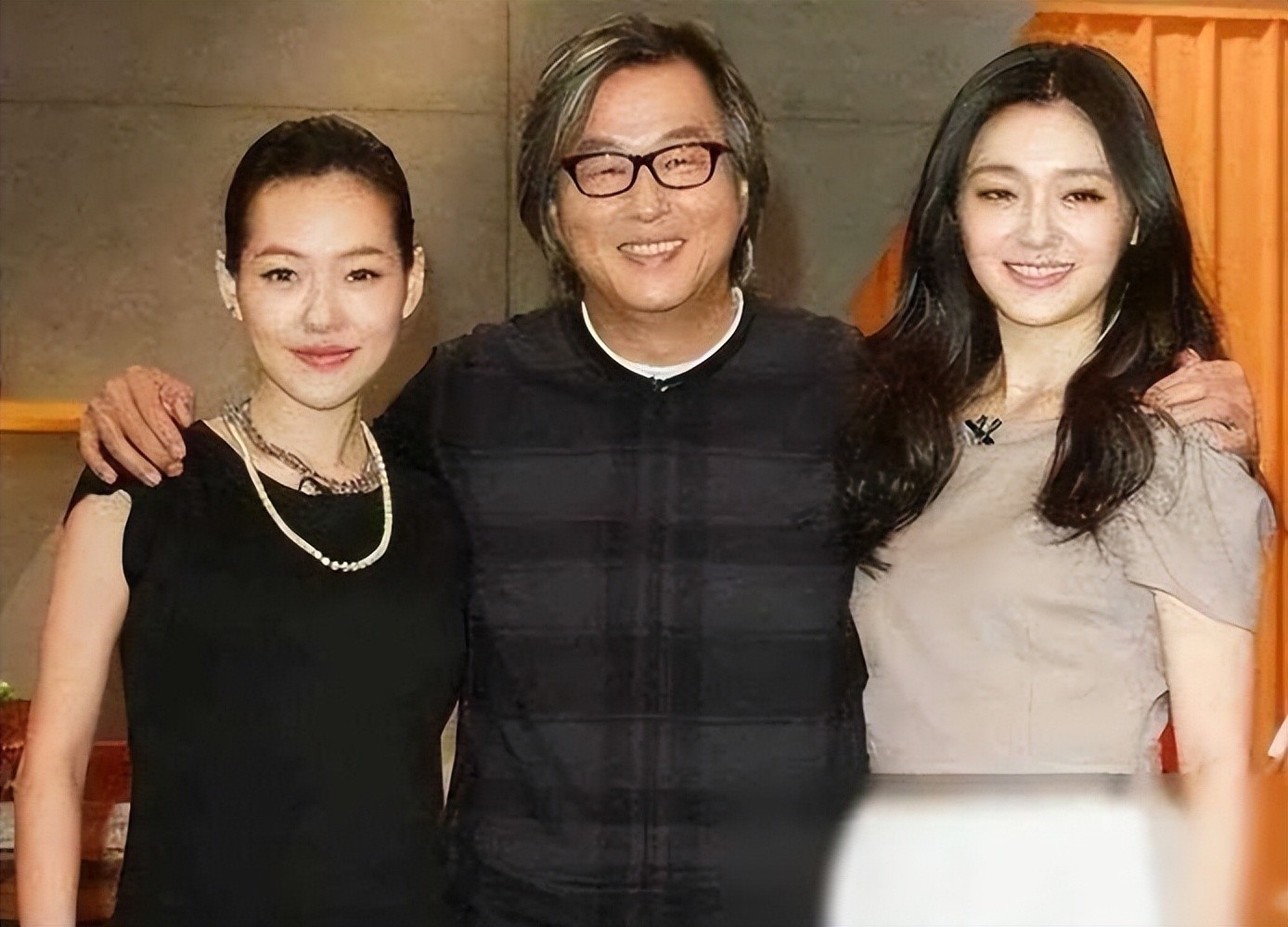 大S罕见露面,参加王伟忠女儿归宁宴 - 360娱乐,你开心就好