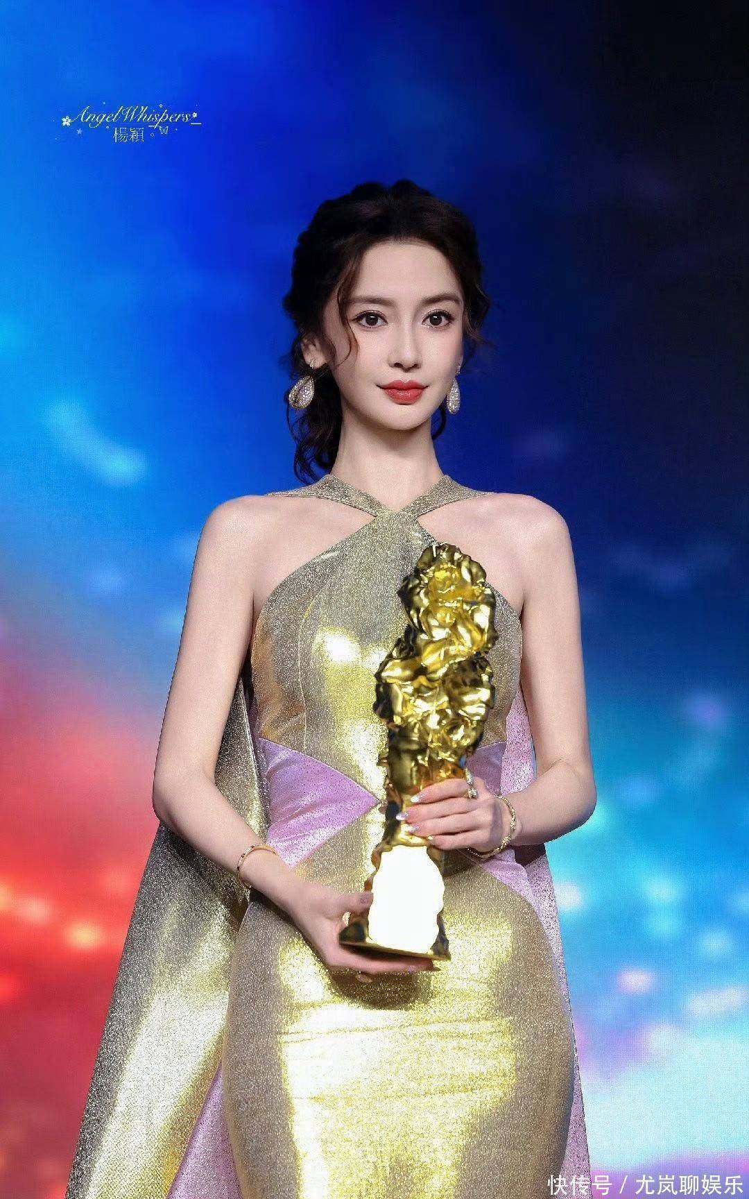 36岁AB红毯杀疯!鎏金裙封神背后,是85花的生存战 - 360娱乐,你开心就好