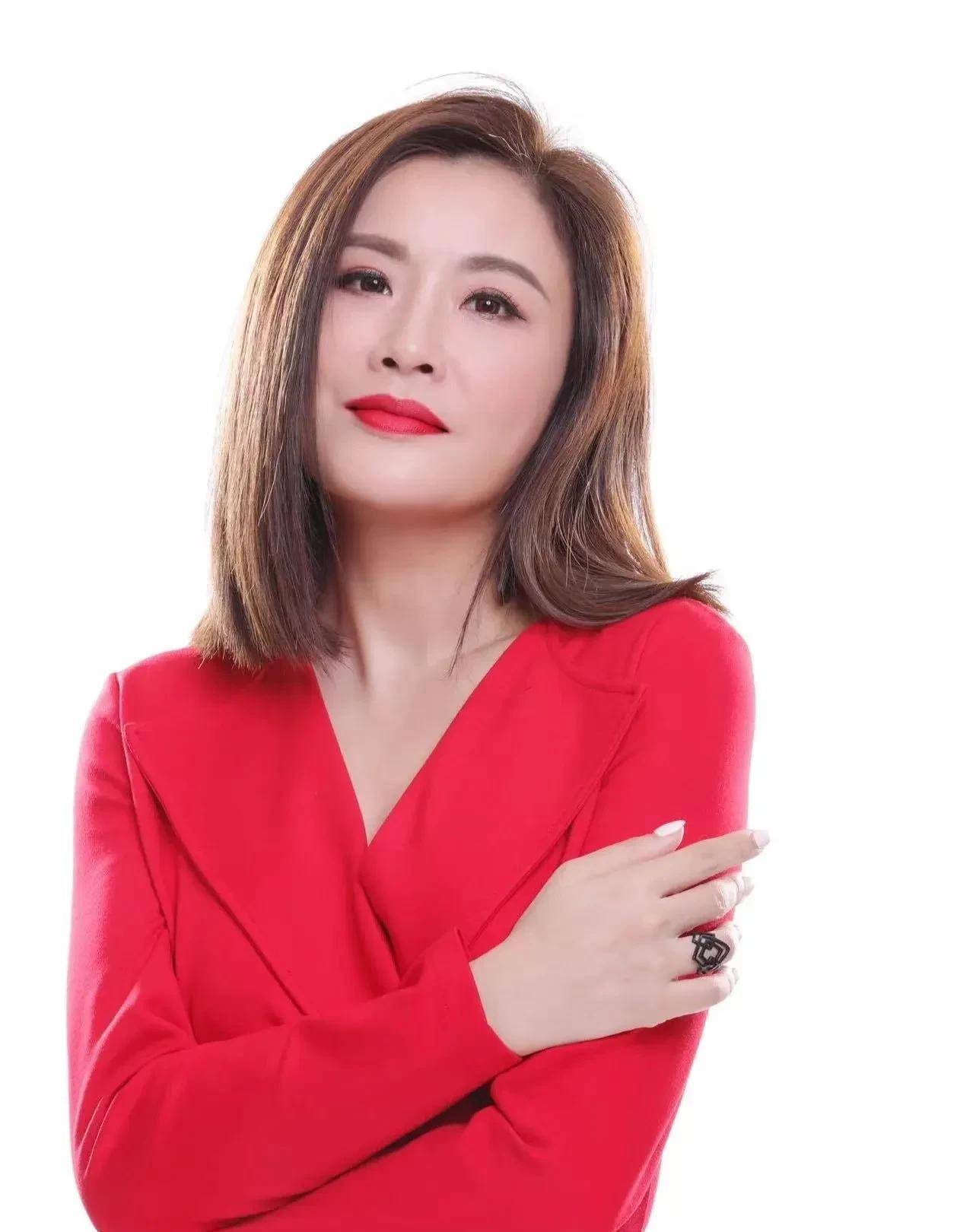 54岁的张文慈-曾是亚洲“最完美体态”小姐 如今依然风华绝代 - 360娱乐,你开心就好