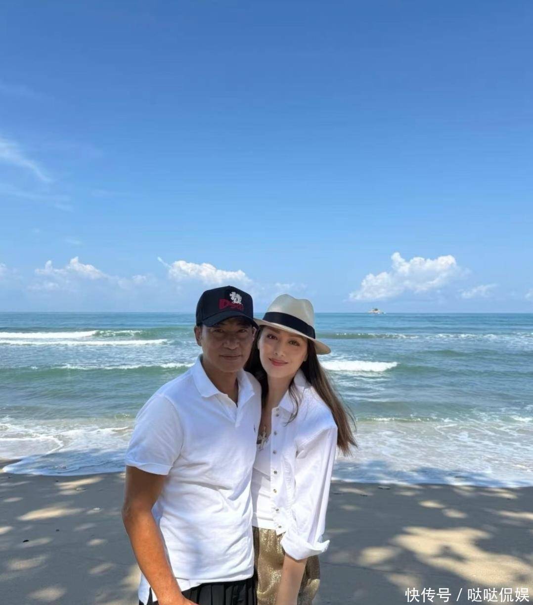57岁琦琦晒和70岁老公任达华泰国游美照,结婚28年感情依然甜蜜 - 360娱乐,你开心就好