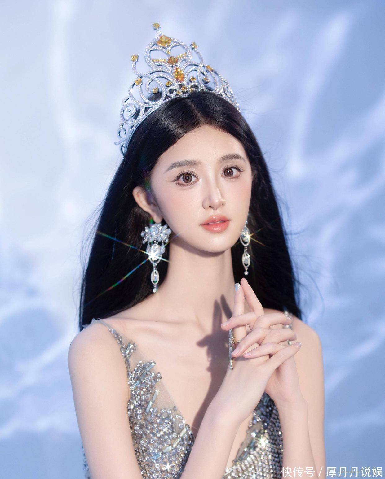 世界华人小姐总冠军白舒,身高180c体重55kg,肤白貌美好有气质 - 360娱乐,你开心就好