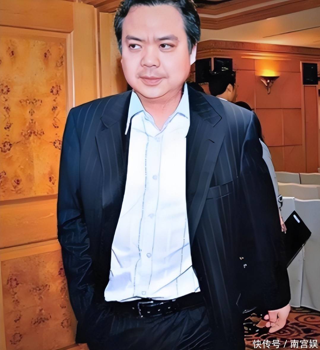 香港“山顶道1号”5.6亿豪宅发生命案，31岁菲佣在房内上吊，曾是金庸夫妇的爱巢 - 360娱乐，你开心就好