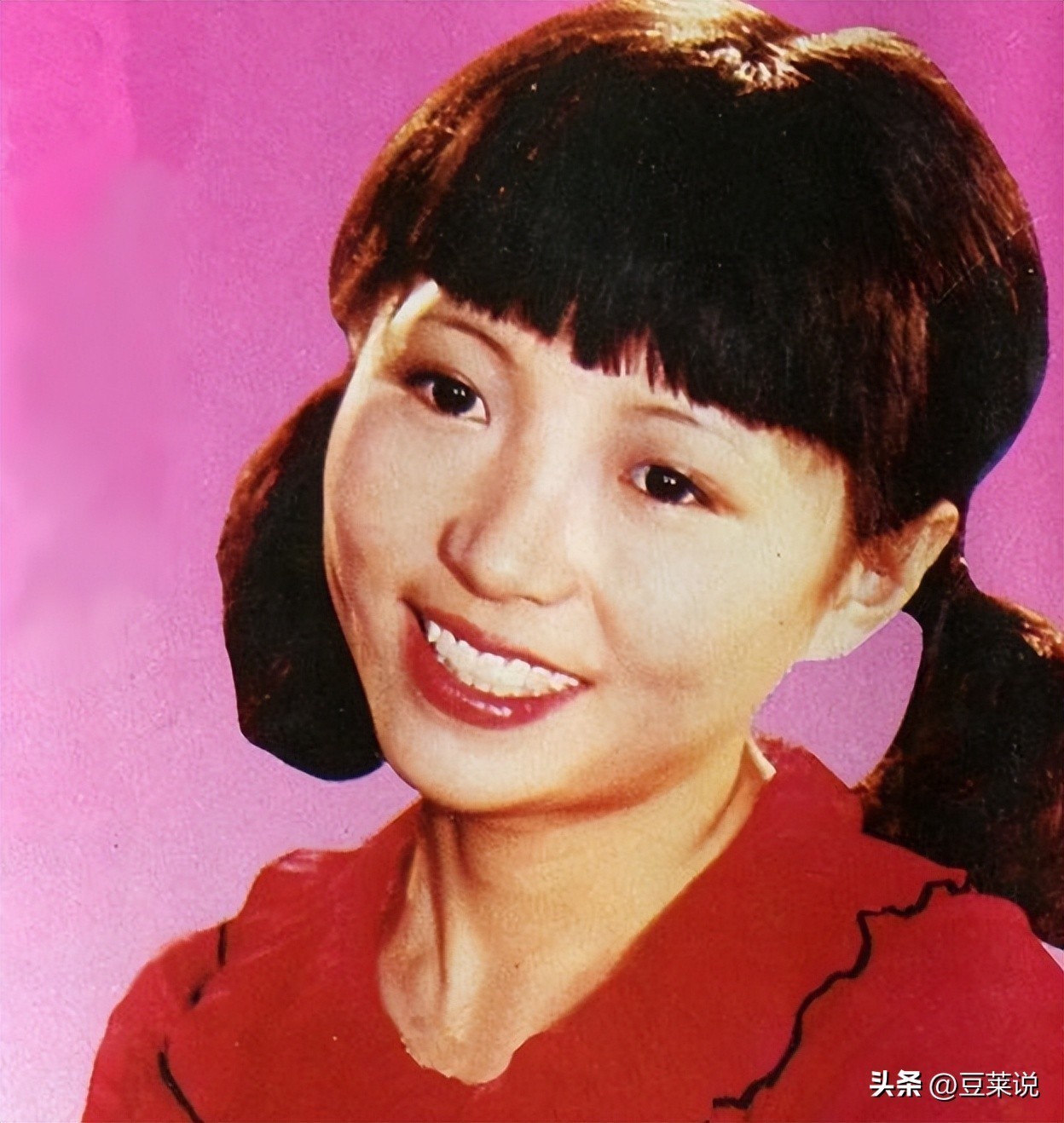 著名歌手程琳，8岁登台，13岁走红，57岁仍未婚，与养女相依为命 - 360娱乐，你开心就好