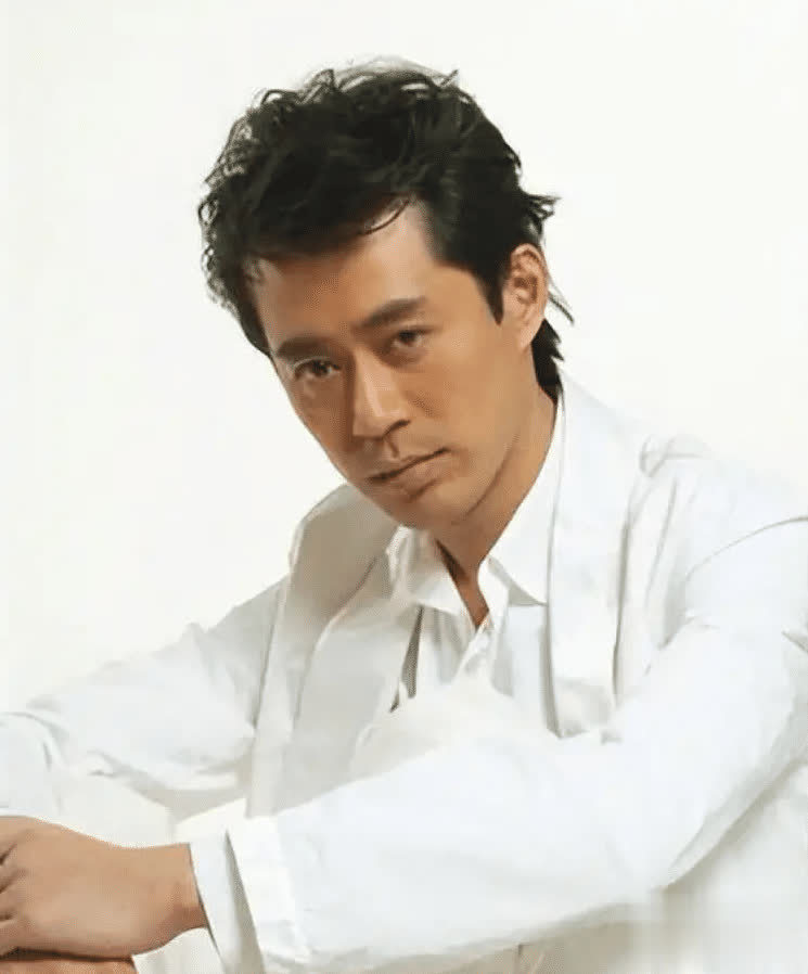刘钧跨界当演员跑龙套几十年,演“渣爹”终告别不温不火 - 360娱乐,你开心就好