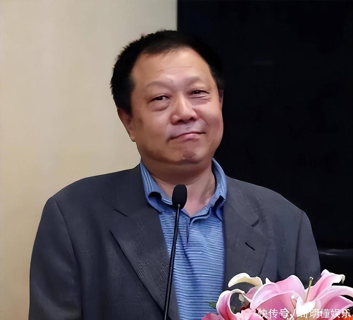 她是国家一级演员,嫁富豪37年零绯闻,儿子帅气成她最大骄傲! - 360娱乐,你开心就好