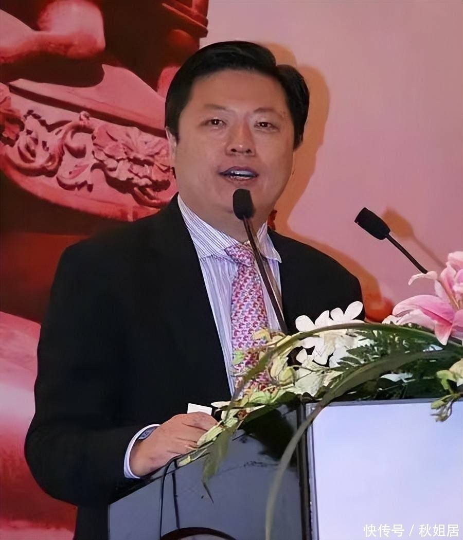 王冉:坐拥15家公司,51岁娶小17岁童瑶,余生要为娇妻遮风挡雨 - 360娱乐,你开心就好